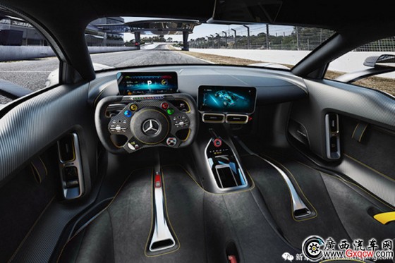 GT2 RSӛ÷ِ˹-AMG ONEɼ~a(chn)܇